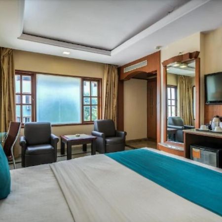 Golden Metro Hotel Bangalore Dış mekan fotoğraf